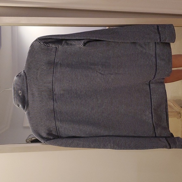 Vineyard Vines Women’s Blue White Stripe Relaxed Shep Shirt Size Medium - Picture 4 of 4